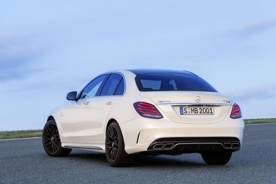  Mercedes-AMG C63 S 2014 года  (фото 3 из 21)